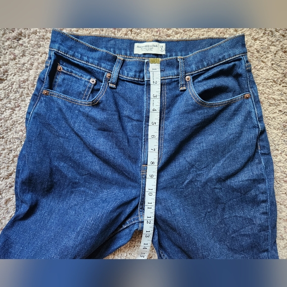 Abercrombie and Fitch Curve Love High Rise Ankle Straight Jeans Size 6/28 - Picture 7 of 9